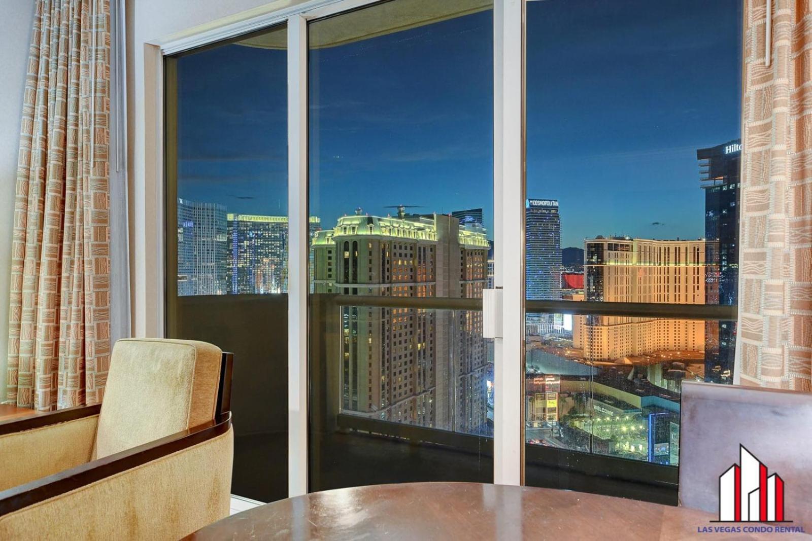 Mgm Signature-30-705 F1 Track & Strip View Balcony Las Vegas Exterior foto